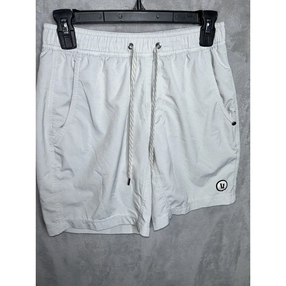 Vuori Shorts Mens XS Gray Athletic Lined Quick Dry Stretch Drawstring 7 Inch